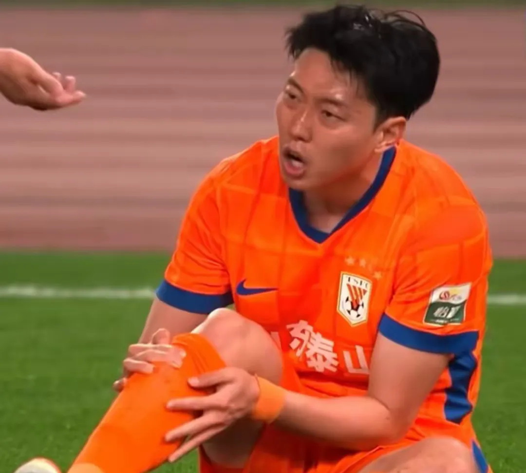 XINGKONG- 王楚钦40击败雨果队友晋级32强 