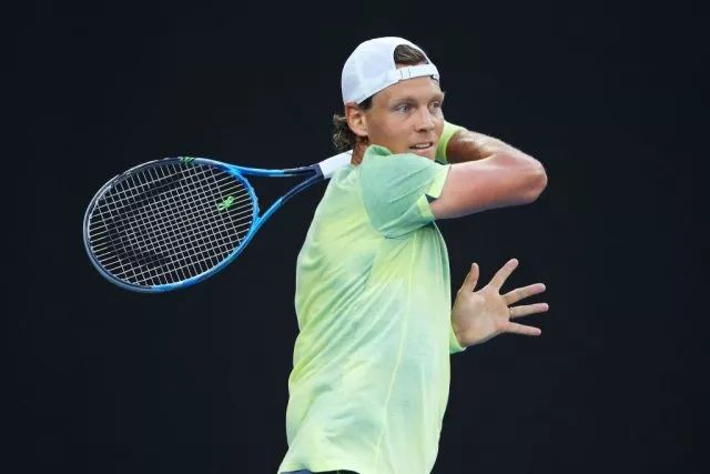 费德勒新星连败表现惊艳，加拿大队未来可期！的简单介绍