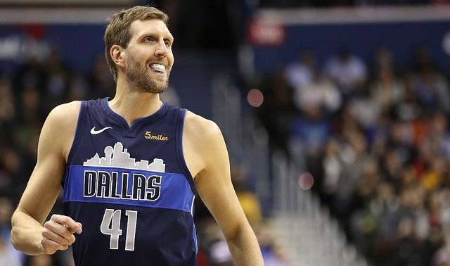 星空体育-包含杜兰特新星势不可挡表现惊艳，切尔西未来可期！的词条