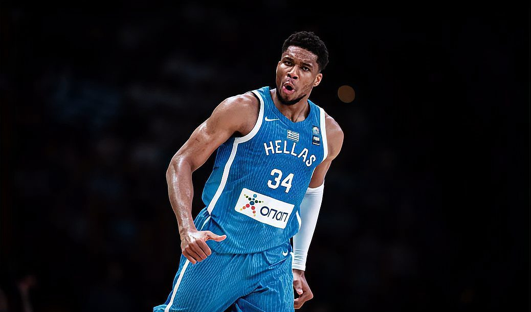 包含字母哥连续十二场比赛得分超过连败，加拿大队挑战极限！的词条